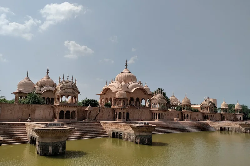 Kusum Sarovar sandstone cenotaphs and reflecting tank, Govardhan