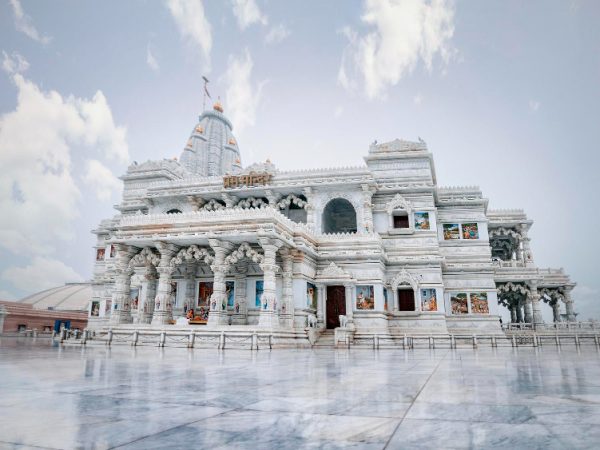 prem-mandir-temple-vrindavan-mathura-india-prem-mandir-temple-is-maintained-by-jagadguru-kripalu-parishat-international-non-profit-educational-spiritual-charitable-trust